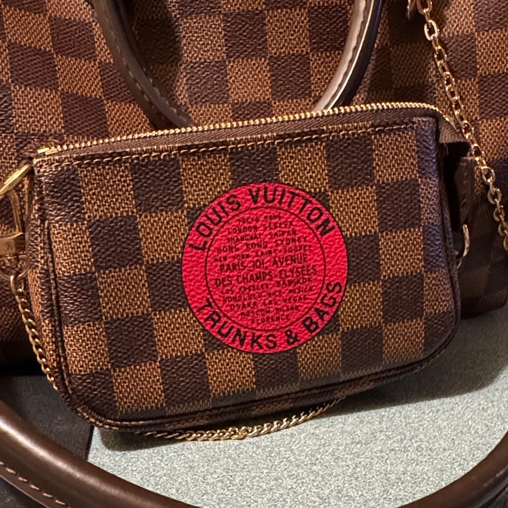 Louis Vuitton Mini Pochette Damier Ebene